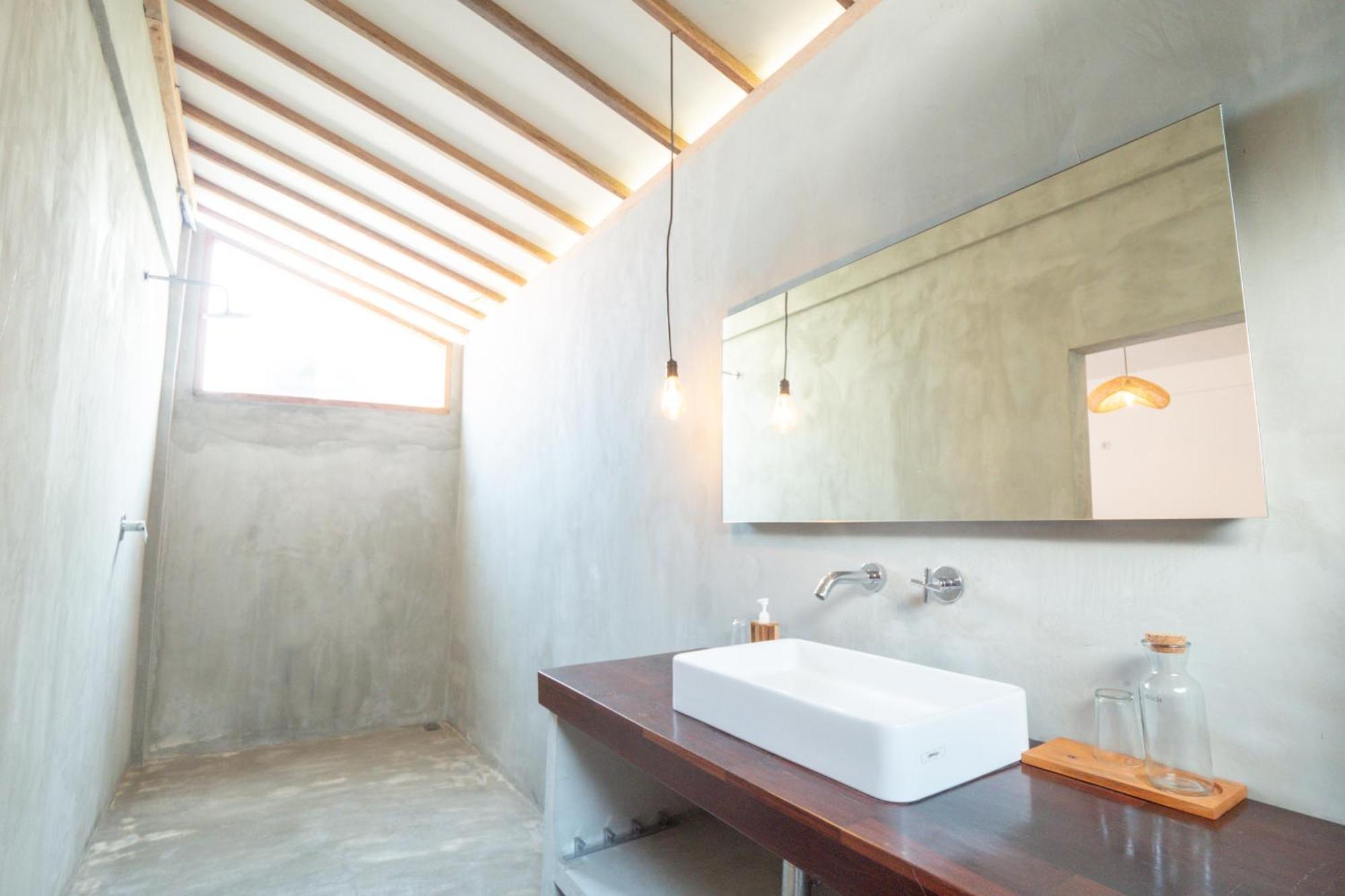 Готель 007 Surfhouse Bali Унґасан Екстер'єр фото